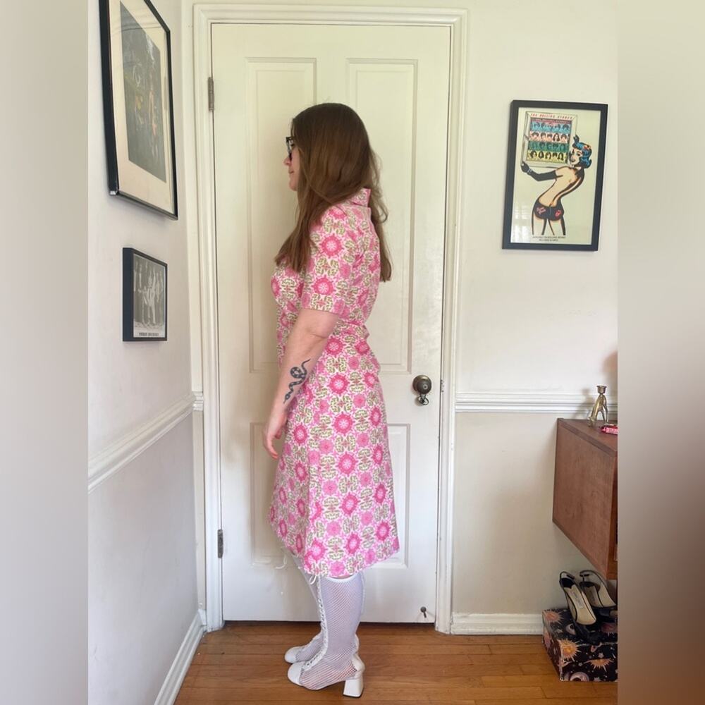 60s Vintage Pink Patterned Cotton Day / House dress - Picture 2 of 6
